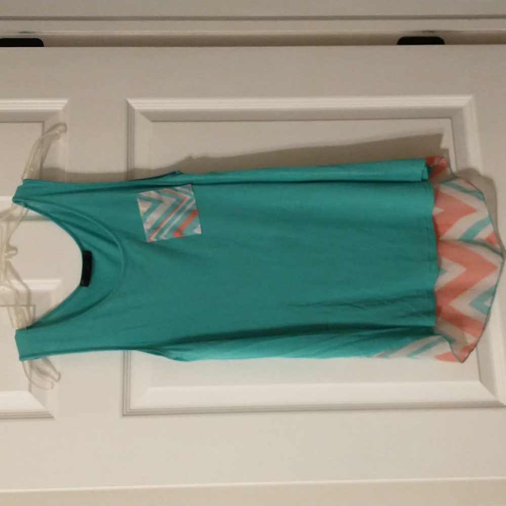 Shirt - Picture 2 of 2